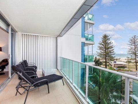 Nirvana By The Sea - Kawana Tourism 1