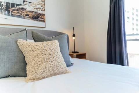 Nirvana On Gray - Netflix - WiFi - Nespresso & More - Kawana Tourism 1