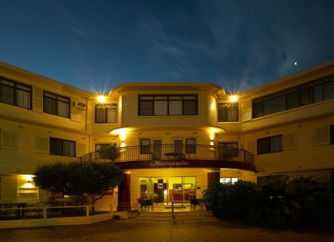 Normandie Inn And Function Centre - Kawana Tourism 0