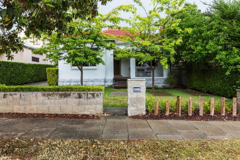 North Cottesloe Cottage - Kawana Tourism 0
