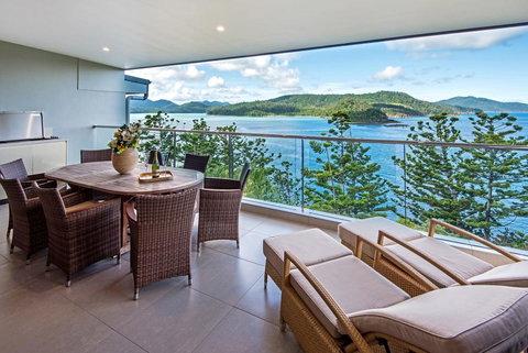 Northcape 1 Ocean Front 4 Bedroom 4 Bathroom Pool Golf Buggy 2 Kitchens, BBQs - Kawana Tourism 3