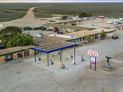 Nullarbor Roadhouse - Kawana Tourism 2