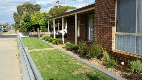 Numurkah Self Contained Apartments - The Mieklejohn - Kawana Tourism 2