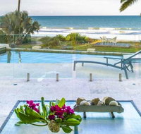 Oceans Edge Beach House At Oak Beach - Kawana Tourism