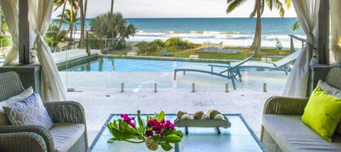 Oceans Edge Beach House At Oak Beach - Kawana Tourism 0