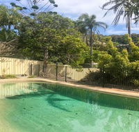 Oceanview BeachHouse - Kawana Tourism