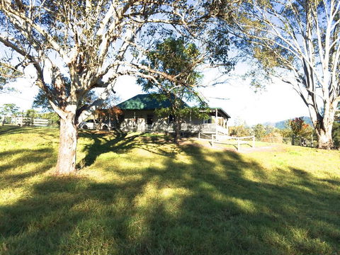 Old Schoolmaster's Cottage On The Barrington River - Kawana Tourism 0