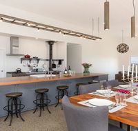 On A Hill - modern country home near Braidwood - Kawana Tourism