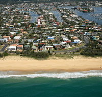 Oomoo 27b - 4 BDRM Townhouse - Close to Beaches - Kawana Tourism