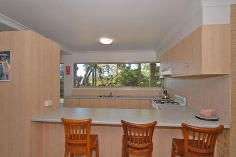 Orchid Beach Apartments - Kawana Tourism 2