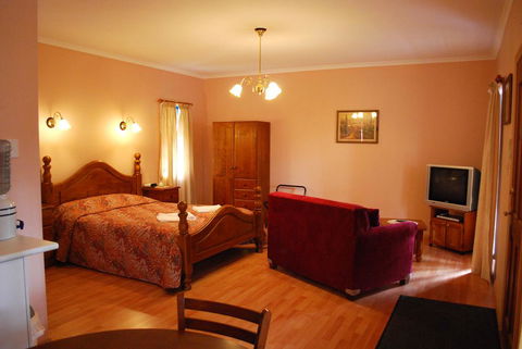 Osteria Sanso B&B - Kawana Tourism 2