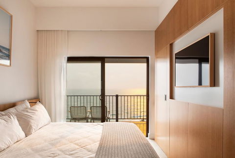 Pacific Hotel Yamba - Kawana Tourism 2