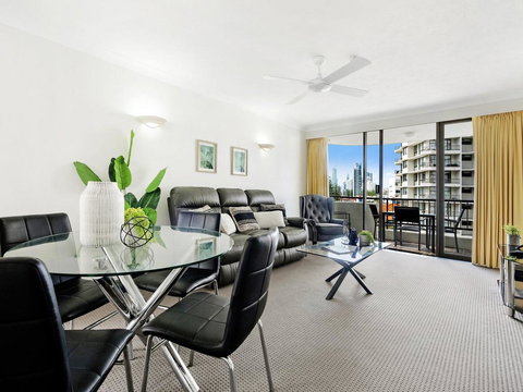 Pacific Resort In The Heart Of Broadbeach - Kawana Tourism 0
