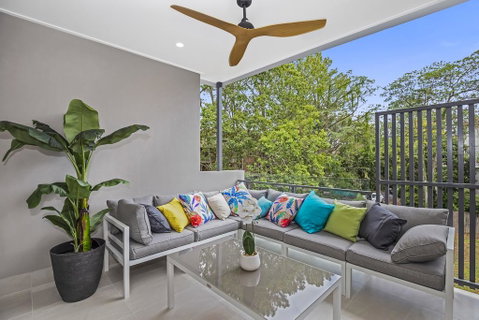 Park Avenue Luxe Townhouse Brand New Sleeps 9 - Kawana Tourism 1