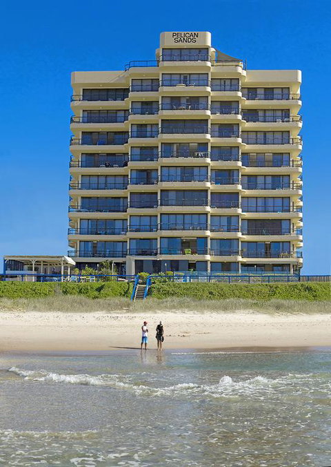 Pelican Sands Beach Resort - Kawana Tourism 3