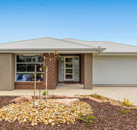 Pelican Waters - Kawana Tourism