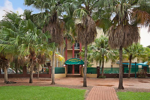 Peninsular Apartments - Kawana Tourism 0