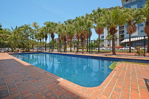 Peninsular Apartments - Kawana Tourism 1