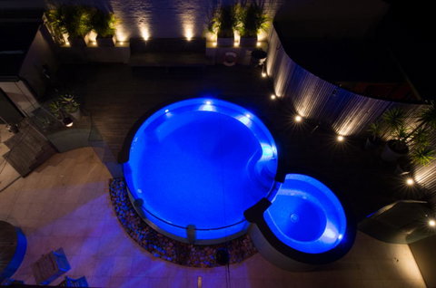 Petersham Firestation Paradise - Kawana Tourism 1