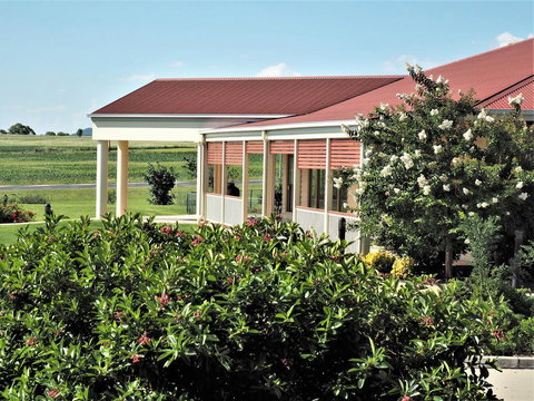 Pittsworth Motor Inn - Kawana Tourism 2