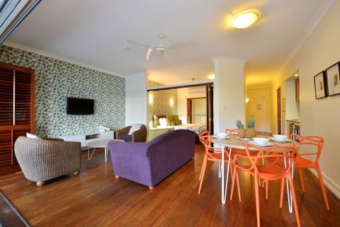 Portside On The Inlet - Kawana Tourism 0