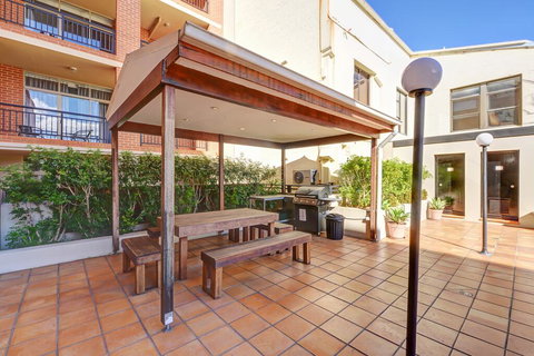 Quality Suites Camperdown - Kawana Tourism 2