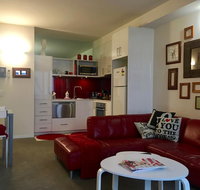 Quiet Laneway Apartment Near Bourke St Mall - Kawana Tourism