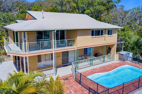Rainbow Views - Rainbow Beach, Stunning Ocean Views And A Swimming Pool - Kawana Tourism 1