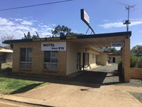 Book Rankins Springs Accommodation Vacations Kawana Tourism Kawana Tourism