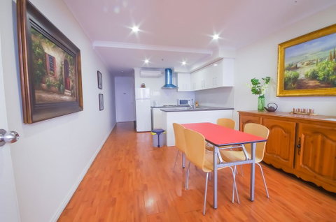 Regency Apartments Adelaide - Kawana Tourism 1