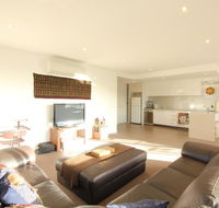 Rejuvenate San Remo - WiFi Linen Beach 200m Family Friendly - Kawana Tourism
