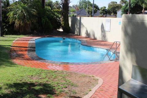Renmark Hotel Motel - Kawana Tourism 1