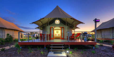Rivershore Resort - Kawana Tourism 0