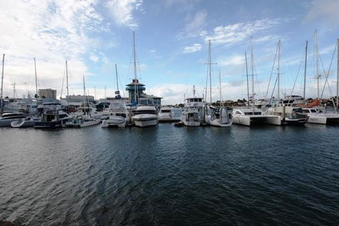 Riverview Two Apartments - Kawana Tourism 2