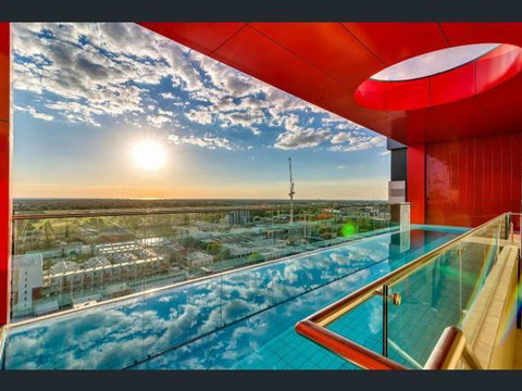 RNR Serviced Apartments Adelaide - Grote St. - Kawana Tourism 0