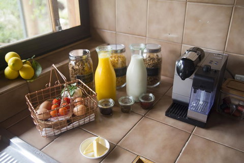 Rockbank Retreat - Kawana Tourism 3