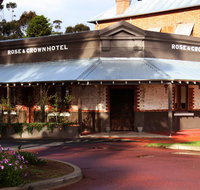 Rose  Crown Hotel - Kawana Tourism