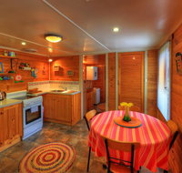 Rosebank Cottage Collection - Kawana Tourism