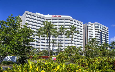 Rydges Esplanade Resort Cairns - Kawana Tourism 1