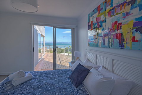 Sandbar Beach House - Kawana Tourism 2
