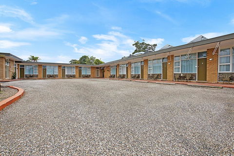 Sandpiper Motel Ulladulla - Kawana Tourism 3