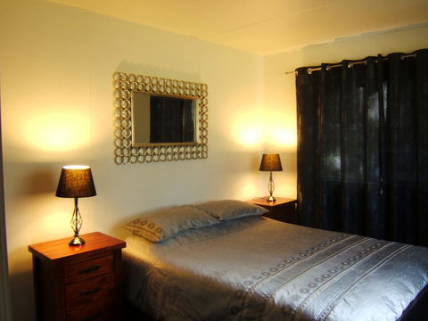 Scenic Rim Motel - Kawana Tourism 3