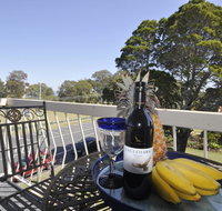 Seaclusion on Toorbul - Kawana Tourism