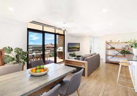 Seafarer - Hosted By: L'Abode Accommodation - Kawana Tourism 3