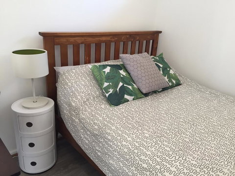 Self Contained Cabin - Kawana Tourism 1