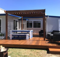 Shellharbour Beach Cottage - walk onto Patrolled beach with flags in summer - Kawana Tourism