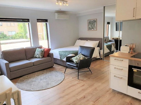 South Terrace 'Nesuto' + Smart TV + WiFi - Kawana Tourism 2