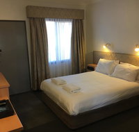 Spa Village Travel Inn - Kawana Tourism