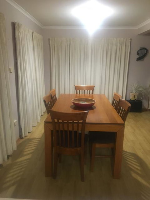 Spacious And Central To CBD - Kawana Tourism 2