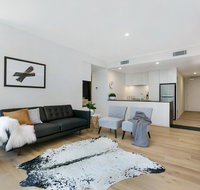 St Leonards Self-Contained Two-Bedroom Apartment 803NOR - Kawana Tourism